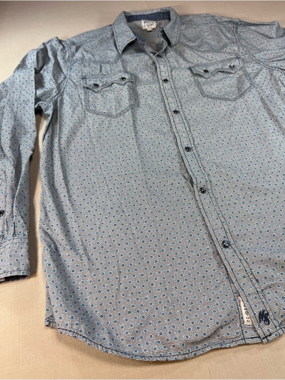 Moon Shine Spirit Brad Paisley Men’s XL Blue Floral Print Western Snap Button